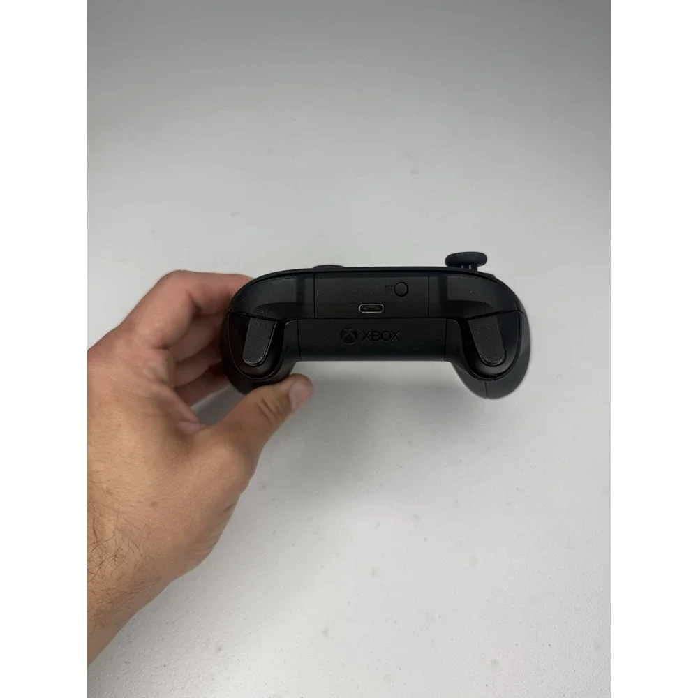 Microsoft Xbox Series X|S Wireless Controller Black Model 1914